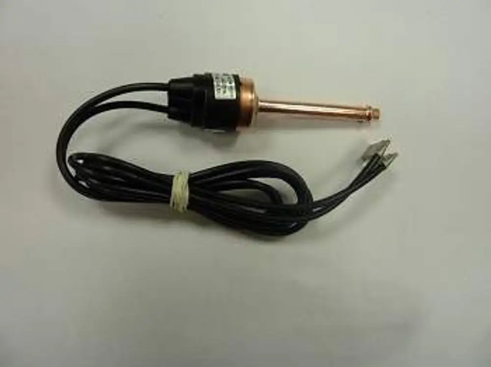 HD-Schalter mit Kabel von Remeha, ausgestattet mit einem copperfarbigen Anschluss und zwei Drahtenden für die Elektronik.